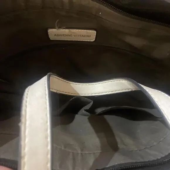 Adrienne Vittadini Black And White Handbag - Picture 4 of 9